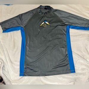 Mens Rash guard size L